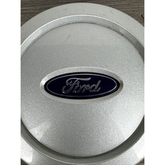 2003 - 2006 Ford Expedition Center Cap Factory OEM 4L14-1A096-DB Wheel Hub Cover - Picture 2 of 8